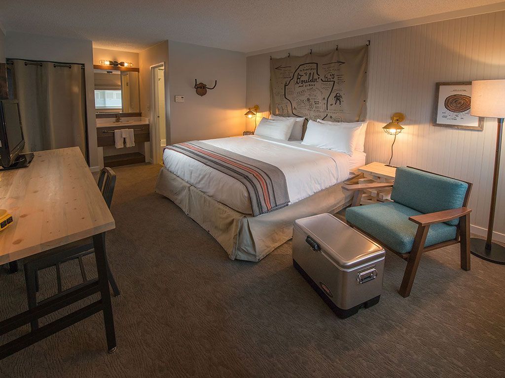 Denver 420 Friendly Hotels And Colorado Cans Lodging King Suite