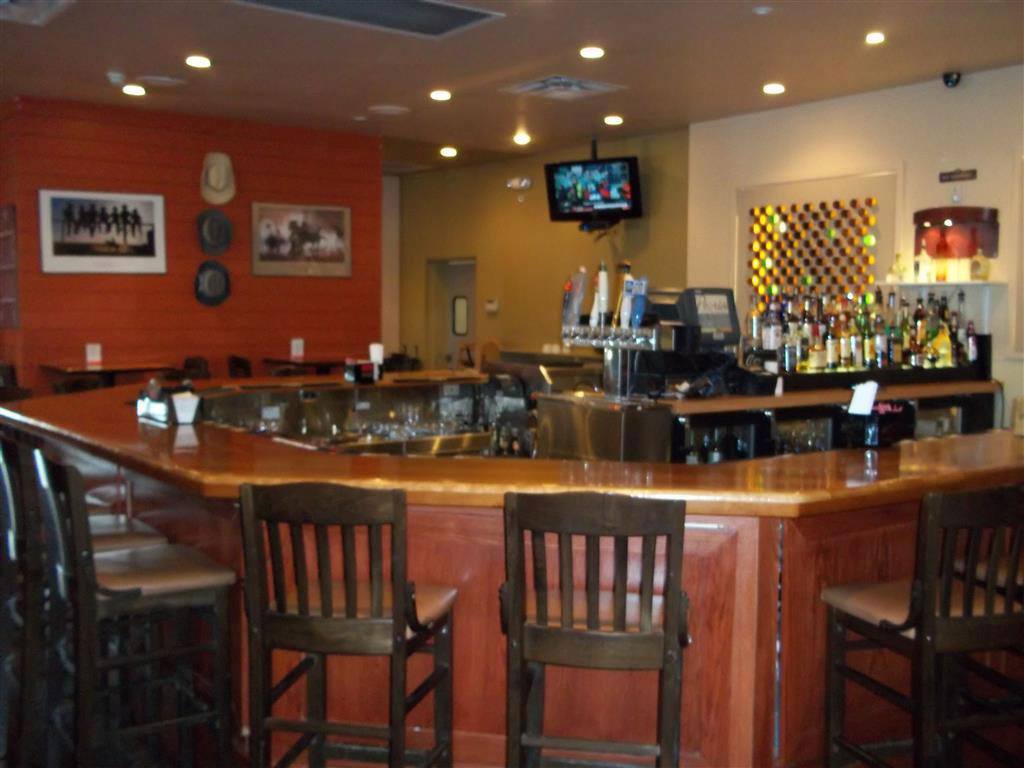Denver 420 Friendly Hotels And Colorado Cans Lodging Hotel Bar