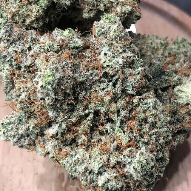 Types of Weed Dank, TopShelf, Midgrade, Bad Reggie Weed Overview