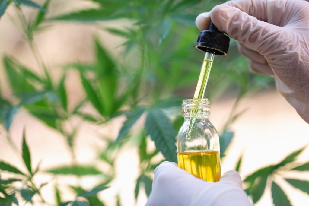 full spectrum cbd oil vs broad spectrum cbd oil vs cbd isolates